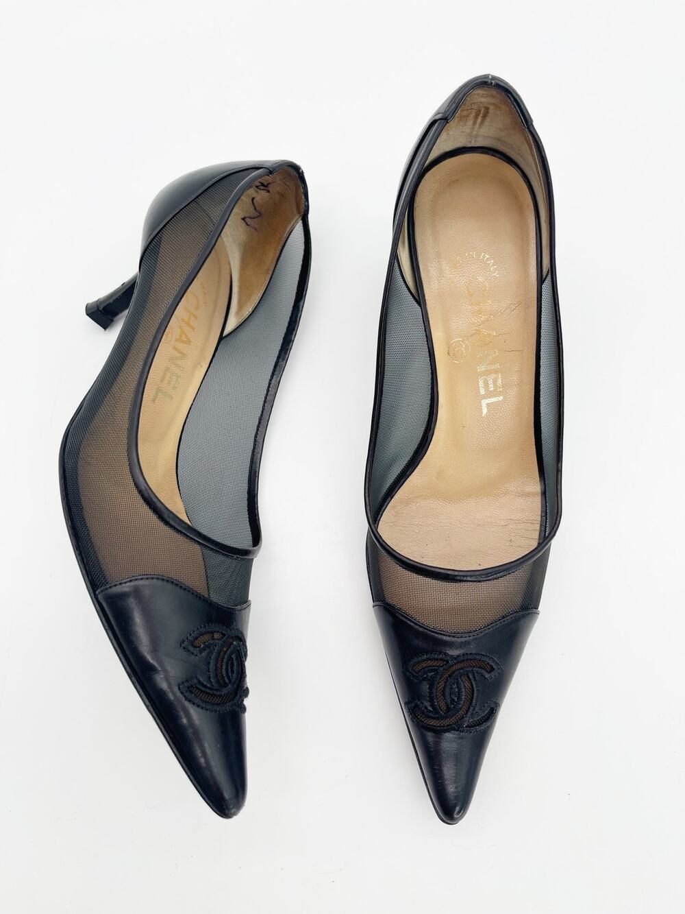 Chanel Vintage Black Mesh Leather CC Cap Toe Pointed Toe Pumps Heels EU 36